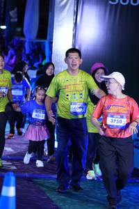 BIB: 244, 39133, 4365, 4099, 3750
                            <button type="button" onclick="openModal(26261067)" class="btn btn-primary btn-sm float-right btn-popup" data-toggle="modal" data-target=".modal-high-quality">
                        <i class="fas fa-shopping-cart"></i> Add to Cart
                    </button>
                                            <button type="button" onclick="isThisMe(26261067, true)" class="btn btn-success btn-sm float-right btn-popup btn-isme hidden" data-toggle="tooltip" data-placement="bottom" title="นี่คือรูปของคุณใช่ไหม คลิกที่นี่เพื่อเอาเข้าอัลบั้ม">
                        <i class="fas fa-plus"></i> Add to album
                    </button>
                    <button type="button" onclick="isThisMe(26261067, false)" class="btn btn-warning btn-sm float-right btn-popup btn-isnotme hidden">
                        <i class="fas fa-ban"></i> Remove from album
                    </button>